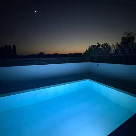 فيلة 2 Bedroom Villa With Private Pool *